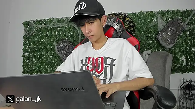 JulianGalan Live XXX-chat