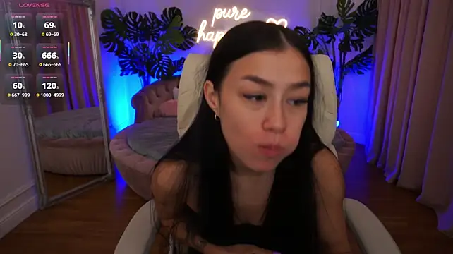 XXX chat uživo modela FataleNellie