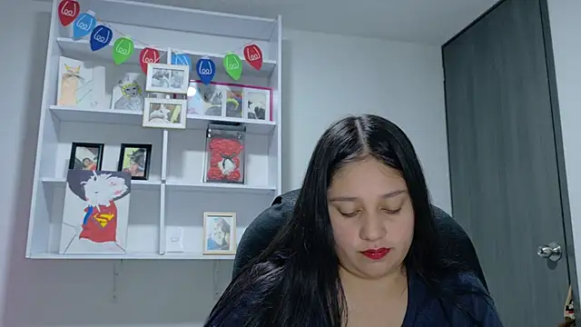 Chatroom XXX en direct de KOREN_JALAA