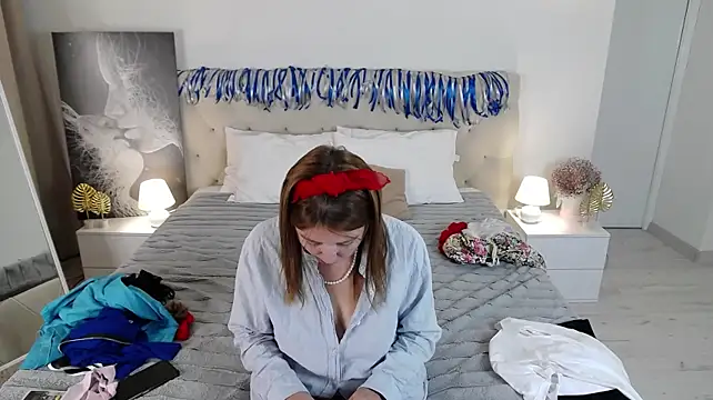 AliceEmerson's Live XXX Chat