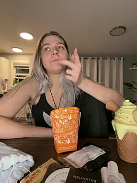 Živý XXX chat ScarletsWeb