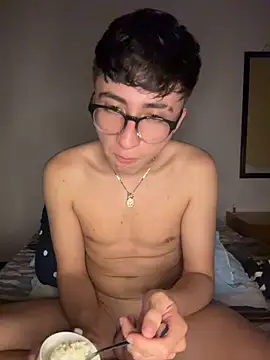 CamiRojas_boy 现场XXX聊天