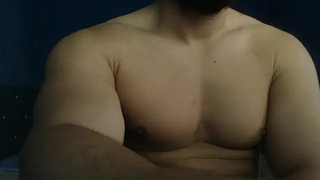 הופעת וובקאם של alex_blu