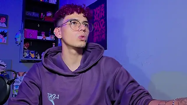 MikeyKuro Live XXX-Chat