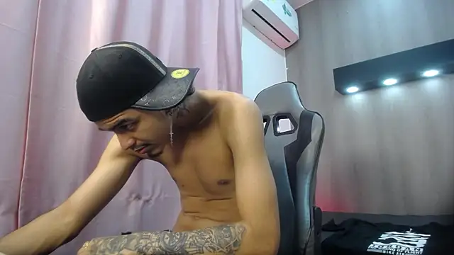 Tayson_Hotn Live XXX chat