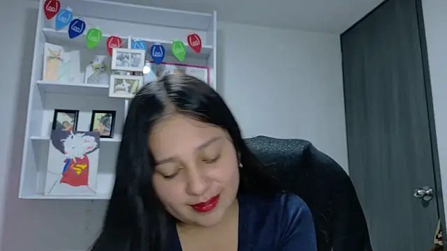 KOREN_JALAA লাইভ XXX চ্যাট