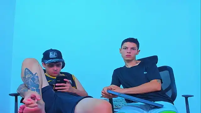 Thomas-Wil Chat XXX live