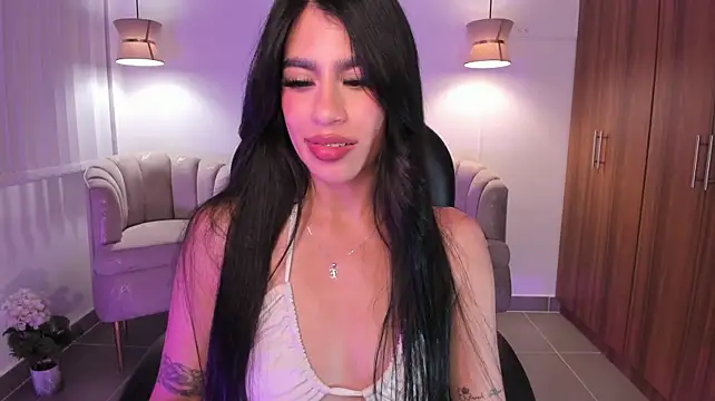 sarita_evanss Adlı Modelin Canlı XXX Sohbeti