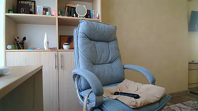 XXX chat uživo modela Brionia
