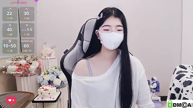 Nina_777_'s Live XXX Chat