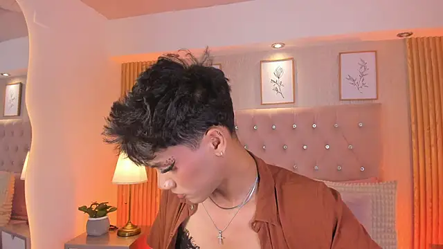 Jonas_Rivers Adlı Modelin Canlı XXX Sohbeti