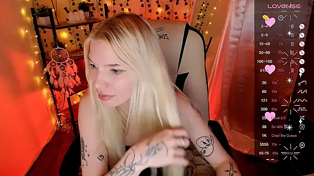 AnyaTaylor_ Chat XXX in diretta