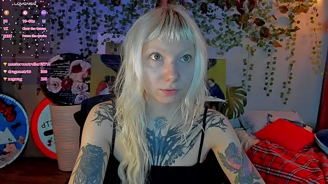 XXX chat uživo modela tattoo_art_baby