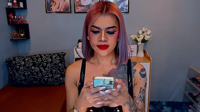 StellaStrong30's Live XXX Chat