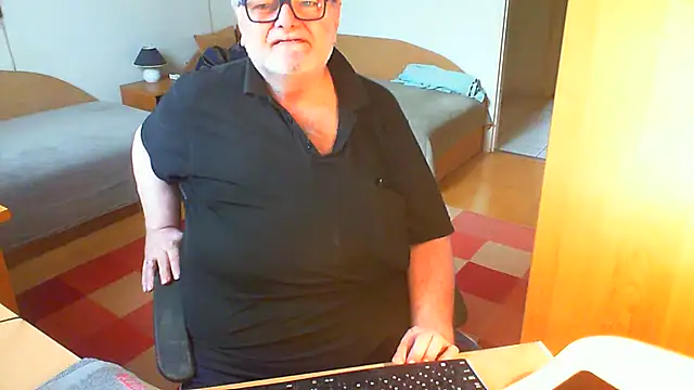 Chatroom XXX en direct de petvarad