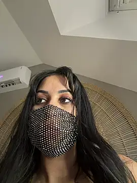 queen-chamss Chat XXX live
