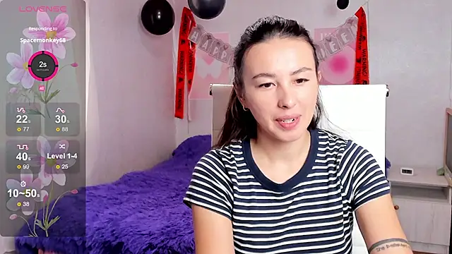 Geisha_Anna Adlı Modelin Canlı XXX Sohbeti