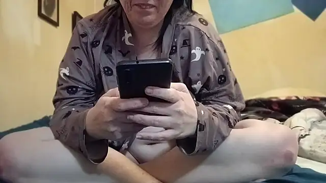 SpicyKitten87's Live XXX Chat