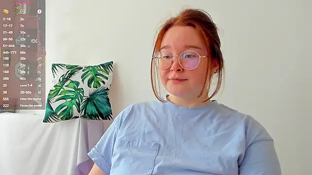DebbieWoood 现场XXX聊天