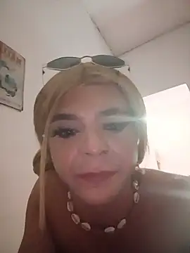 ShainaMonroe – Live XXX-chat