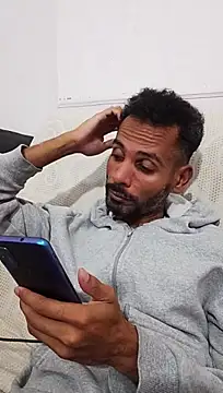 BlackAlphaPrime's Live XXX Chat