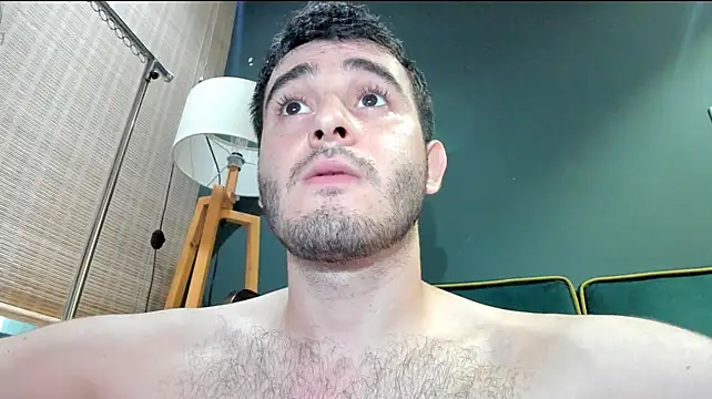 Chat XXX ao vivo de artyr_