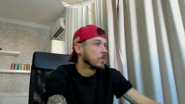 JonahShaw Chat XXX live