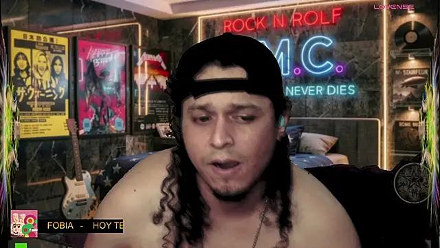 chino_roz's Live XXX Chat