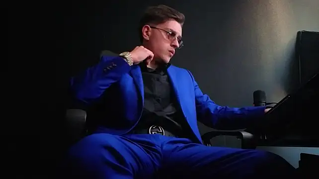 Онлайн чат XXX FelixStarkk