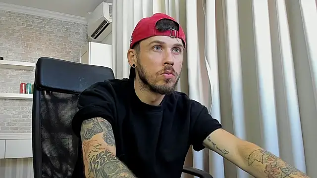 JonahShaw Live XXX-Chat