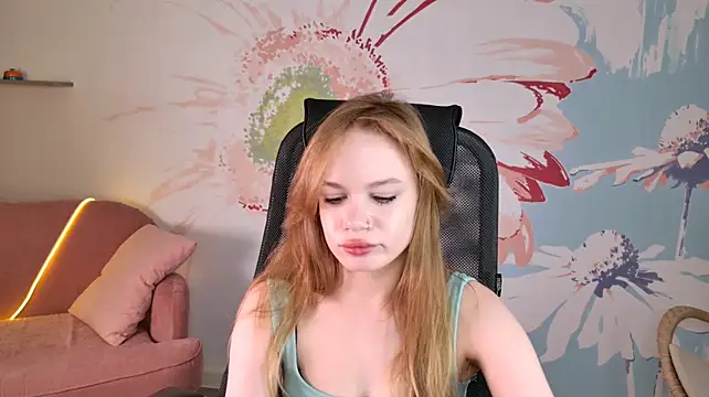 AmyNox Adlı Modelin Canlı XXX Sohbeti