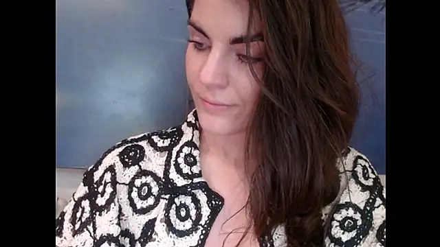 AliceTailor's Live XXX Chat
