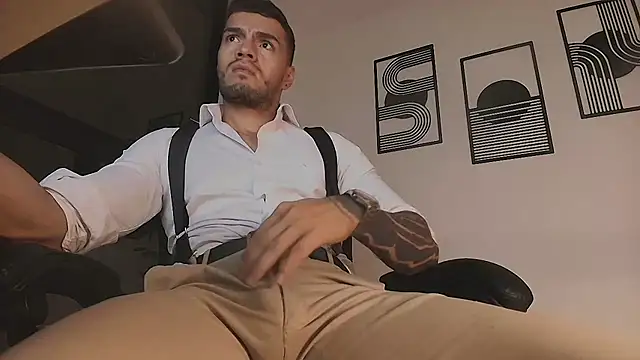 ALPHA_DOMINUS_ élő XXX-chatje