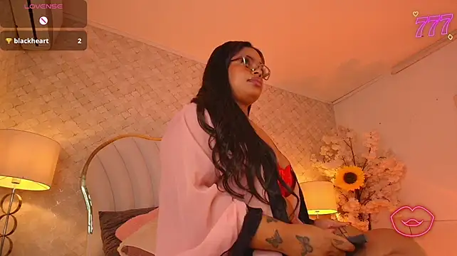 YazminJenner's Live XXX Chat