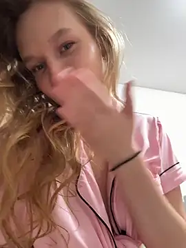 Ketitull's Live XXX Chat
