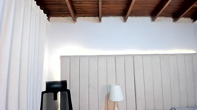 JustPhantom Live XXX-chat