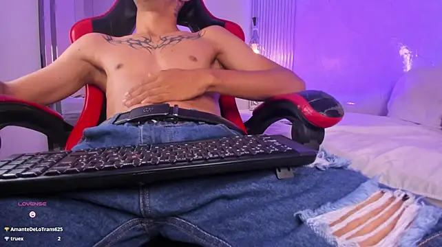 Онлайн чат XXX JaredTorres_