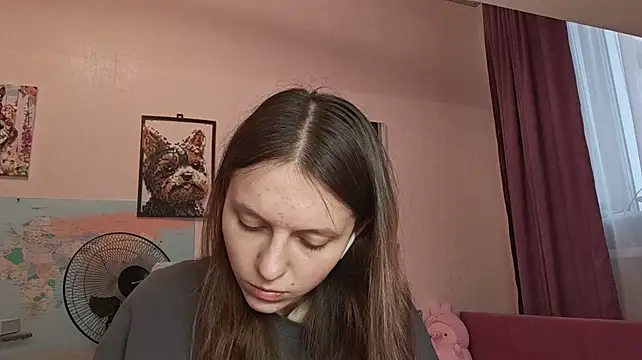 AlaynaVisaya 现场XXX聊天