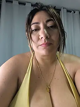 kendra_fire – Live XXX-chat