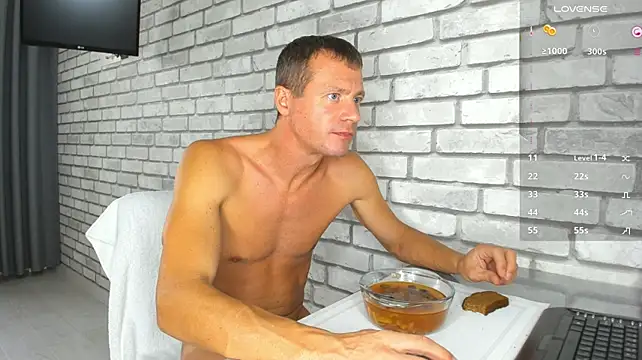 Smallnipples 现场XXX聊天