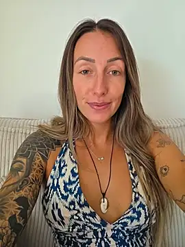 NicoleKaiser লাইভ XXX চ্যাট