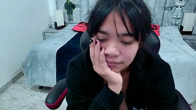 laureentt_ Live XXX-Chat