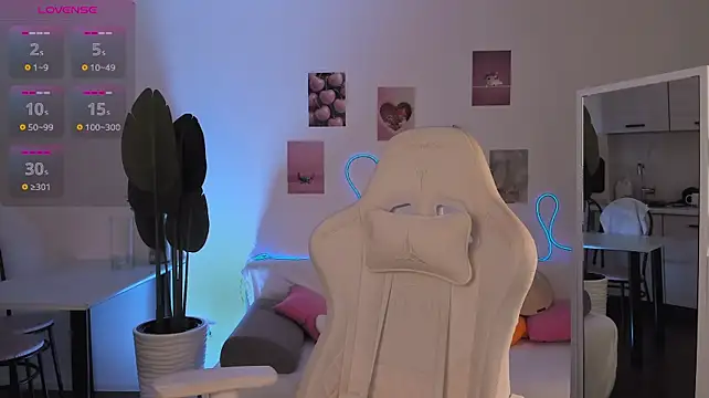 LittlePeach007 Live XXX-Chat