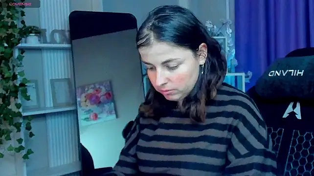 MartaEdams' Live XXX Chat
