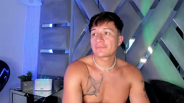 Hassbyd Live XXX Chat