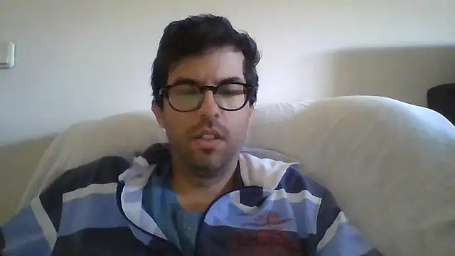 Show de RikCum4u na webcam