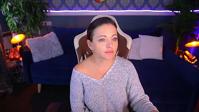 Dafni_Monn live XXX chat