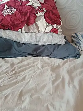 Chat XXX ao vivo de Maya-Parllo