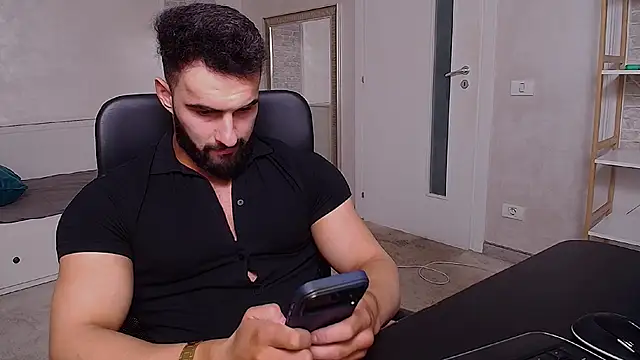 MicahLane Adlı Modelin Canlı XXX Sohbeti