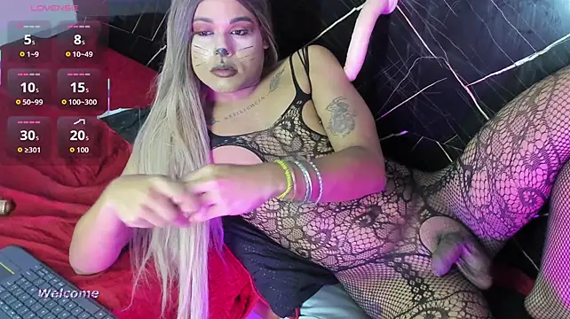 Chatroom XXX en direct de saamira_01